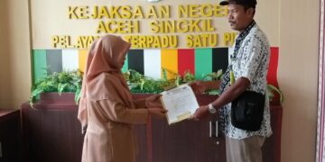 LSM Bakornas DPC Aceh Singkil Laporkan Oknum Kepala Desa Guha.