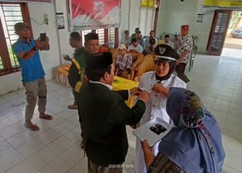 Camat Gunung Meriah Lantik PJ Kepala Desa Blok 15 Yang Baru.