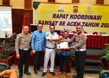 Samsat Subulussalam Terima Piagam Penghargaan