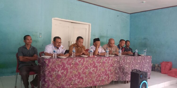 Sosialisasi Pembangunan Pabrik Mini Kelapa Sawit Di Desa Pangkalan Sulampi kecamatan Suro.