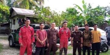 Kejari Aceh Singkil Beri Bantuan Dan  Meninjau Kesiapan Pembangunan Jembatan Gantung