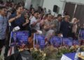 Masyarakat Aceh Singkil Ramaikan Gedung Seni Budaya Untuk Penyerahan Buku Rekening