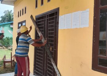 Masyarakat Suro Baru Aceh Singkil, Palang Kantor Desa