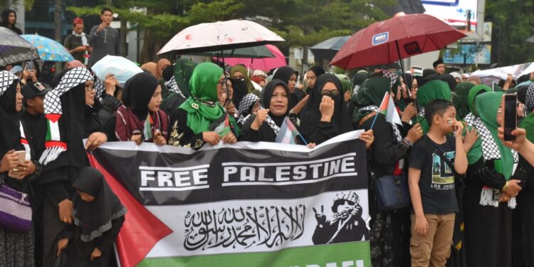 KNRP Gelar Aksi Damai Bela Palestina Di Kota Langsa