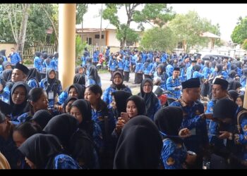 Pj Bupati Aceh Singkil Serahkan SK PPPK Sebanyak 673