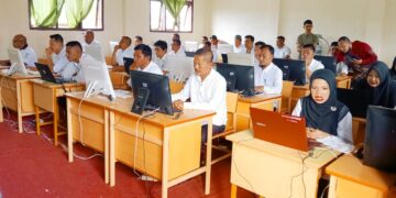 57 PNS Kabupaten Aceh Singkil Ikuti Ujian Dinas Dan UPKP Berbasis CAT