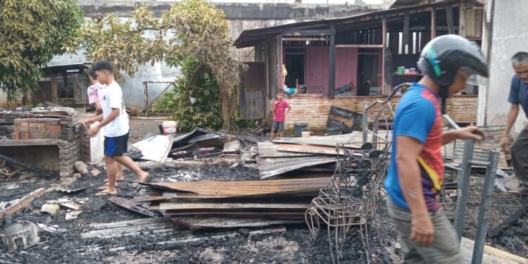 Dua Unit Rumah kebakaran di Aceh Singkil Kembali Lagi Terjadi