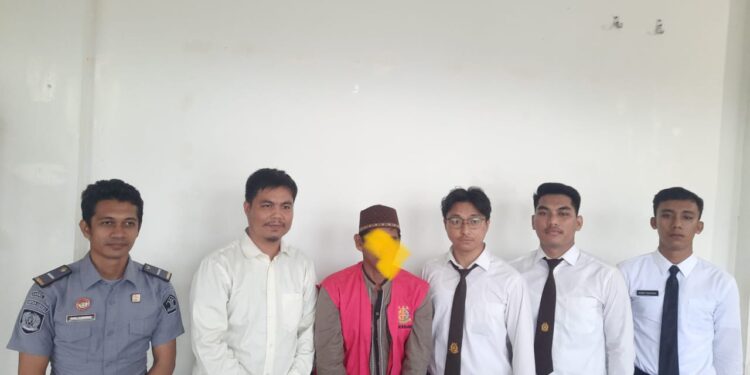 Kades Kota Batu Aceh Singkil Resmi Ditahan Oleh Kejari Aceh Singkil