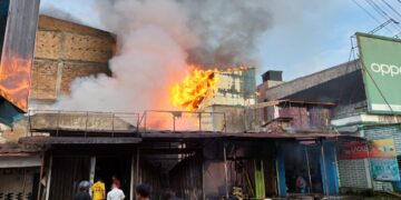Hanguskan Rumah/Ruko Di Kota Subulussalam, Satu Orang Meninggal Dunia