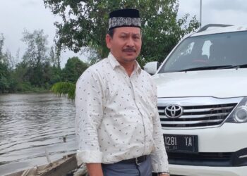 Walau Di Guyur Hujan Baliho Paslon Gubernur Aceh Om Bus Tetap Terpasang