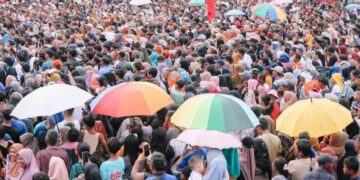 Masa Pendukung Nomor Urut 1 “Sahabat,” Padati Lapangan Alun alun Singkil