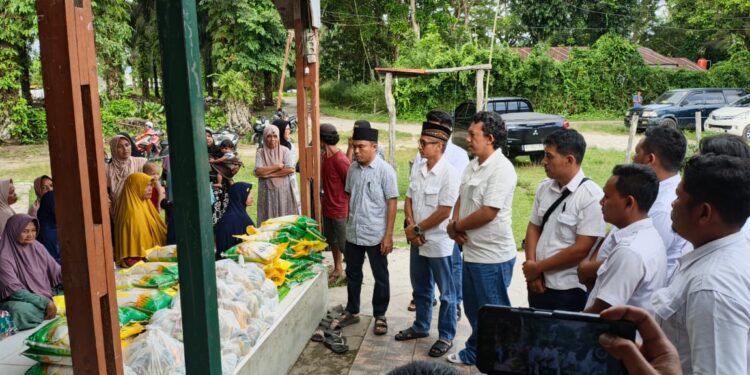 PT Socfindo Kebun Lae Butar Gelar “Jumat Berkah”, Bagikan Sembako kepada Warga Sekitar