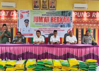 ‎Puluhan Warga Desa Rimo Rasakan Jum’at Berkah Dari PT Socfindo Lae Butar ‎Radar