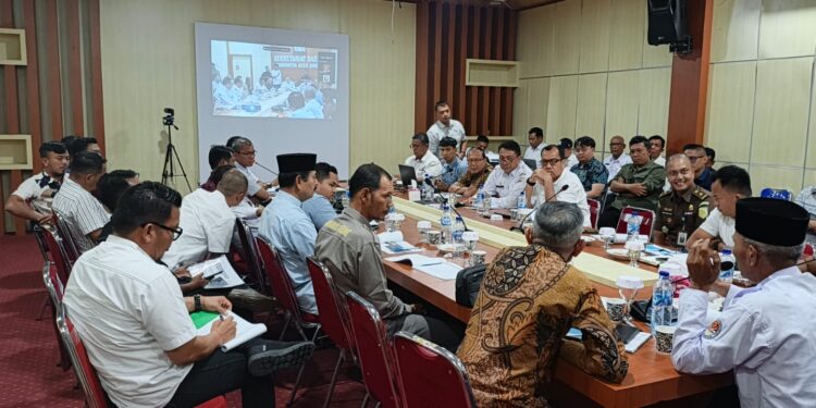 Pemkab Aceh Singkil Dorong Perusahaan Wujudkan Kebun Masyarakat 20 Persen, Bupati: Demi Kesejahteraan Petani Lokal