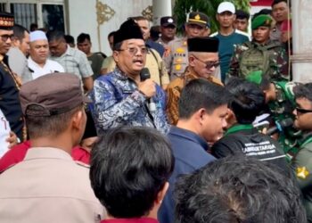 Bupati Aceh Singkil Tanggapi Tuntutan Massa Mahasiswa, Tekankan Komitmen Perbaikan Jalan dan Ajak Generasi Muda Bangun Daerah‎