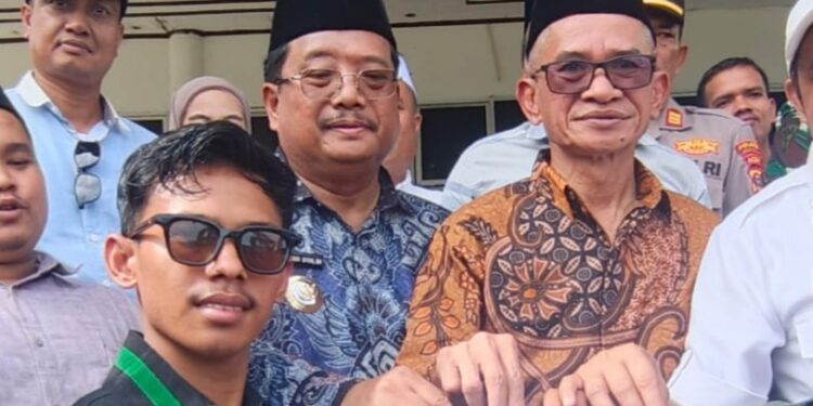 Janji Tiga Bulan Bupati Aceh Singkil Dinilai Hanya Retorika, FMPK-AS: “Kebohongan Politik di Hadapan Publik”‎