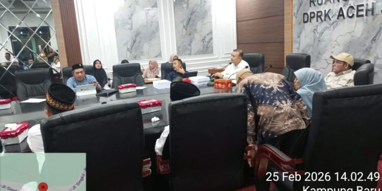 RDP DPRK Aceh Singkil Membara, Rekrutmen Siluman MPK, Klaim Innova Pribadi hingga Dugaan Oknum Jurnalis Rangkap Jabatan Terkuak!