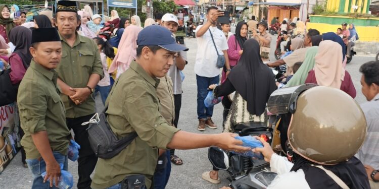 Manisnya Berbagi di Persimpangan Rimo: PT Socfindo Kebun Lae Butar Tebar Keberkahan Ramadhan‎