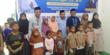 NasDem Aceh Singkil Birukan Ramadhan, Muslim Ayub Hadir, Santuni Anak Yatim di Tanah Bara