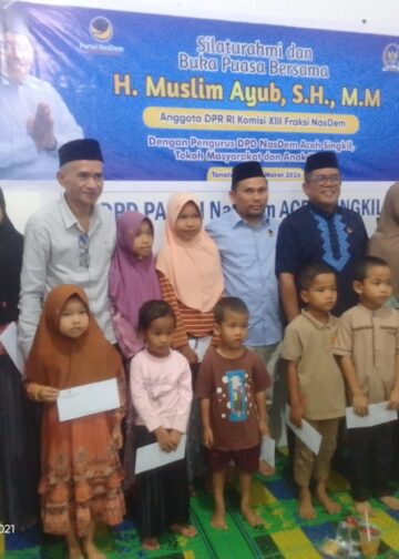 NasDem Aceh Singkil Birukan Ramadhan, Muslim Ayub Hadir, Santuni Anak Yatim di Tanah Bara