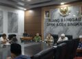 RDP DPRK Aceh Singkil Memanas, Oknum Kabid Disdikbud Diduga Terlibat Aksi Demo