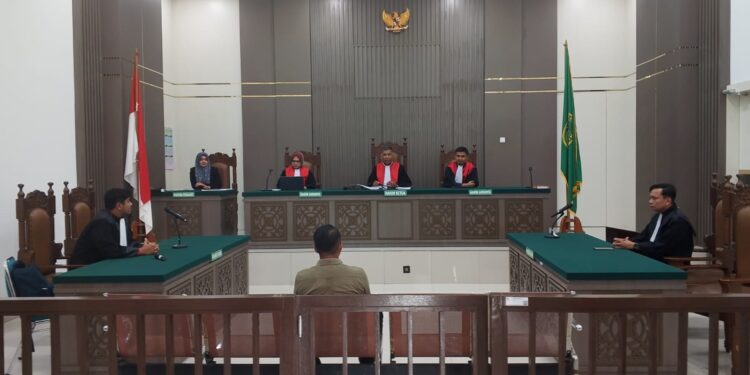 Ketok Palu! Terbukti Korupsi Dana Desa, Amansyah Divonis 3 Tahun 10 Bulan Penjara‎