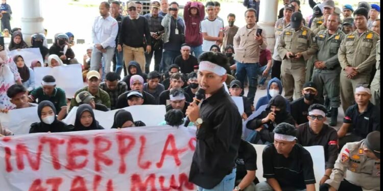 Bumi Syekh Abdurrauf Memanas, Mahasiswa Desak Bupati Tolak Perpanjangan Izin PT Socfindo‎