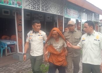 Respon Cepat Laporan Warga, Satpol PP Subulussalam Amankan ODGJ di Lapangan Beringin