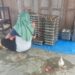 Beralas Plastik di Teras Rumah, Penyaluran Makan Bergizi Gratis di Subulussalam Timur Diprotes Warga