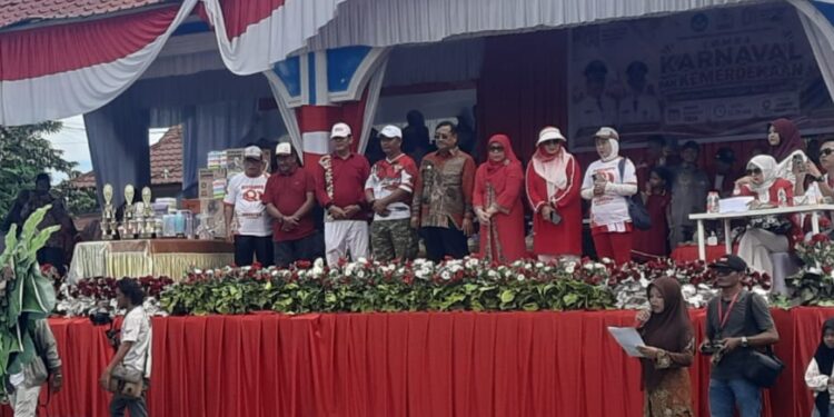 Gemuruh Merah Putih di Gunung Meriah, Karnaval Pelajar Aceh Singkil Menyala Sambut HUT ke-81 RI‎