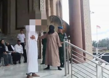 Eksekusi Cambuk Pemerkosa Anak Dihentikan, Terpidana Kolaps Setelah 85 Kali‎