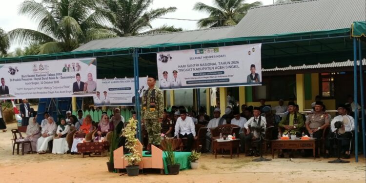 Bupati, Wabup dan Sekda Aceh Singkil Kompak Absen di Hari Santri, Dandim yang Pimpin Upacara‎